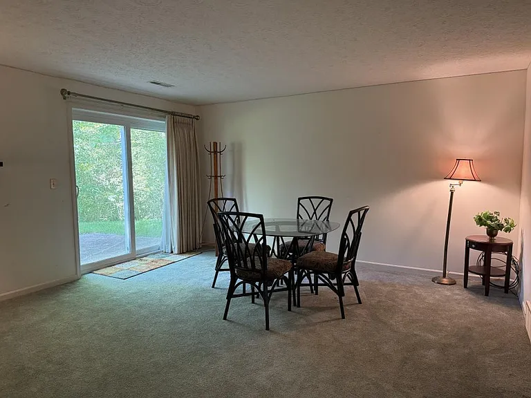 596 Forest Creek Dr — Photo 25