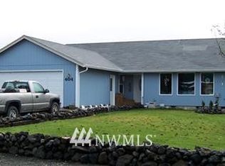 404 Eagle St, Oakville, WA