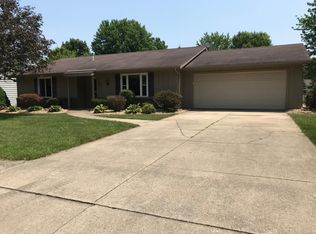 3629 Aboite Lake Dr, Fort Wayne, IN 46804
