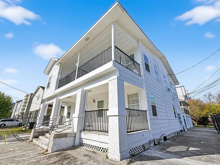 2202 Hutchins St #D — Photo 36