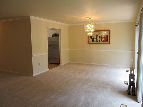 4th image of 3132 Guysborough Dr