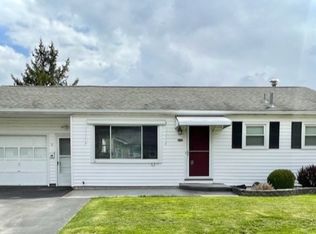 438 Newbury St, Rochester, NY 14615