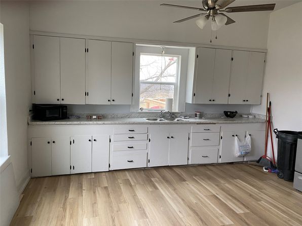241 Lombard St, Baird, TX 79504