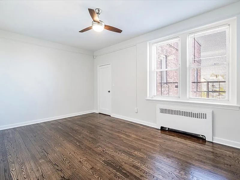 150 Terrace Avenue Apartments — Photo 3