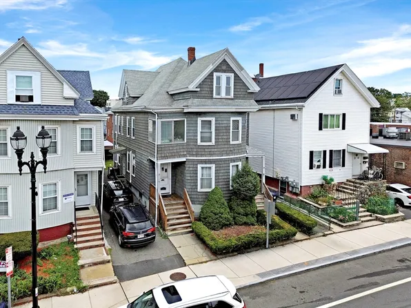 28 Ferry St, Everett, MA 02149