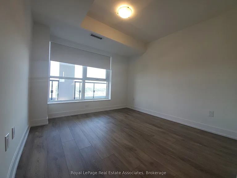 5 Mabelle Ave #1427 — Photo 4