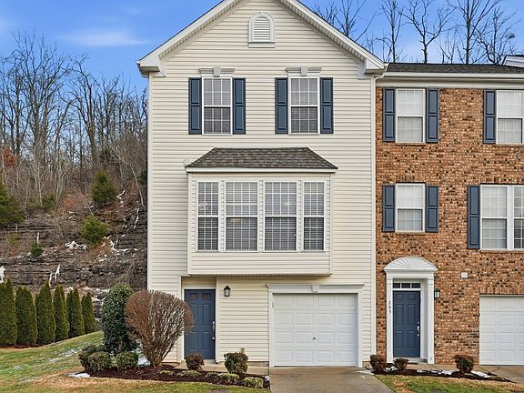 2nd image of 7277 Charlotte Pike Unit 203