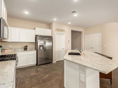 800 W DANISH RED Trail, San Tan Valley, AZ, 85143