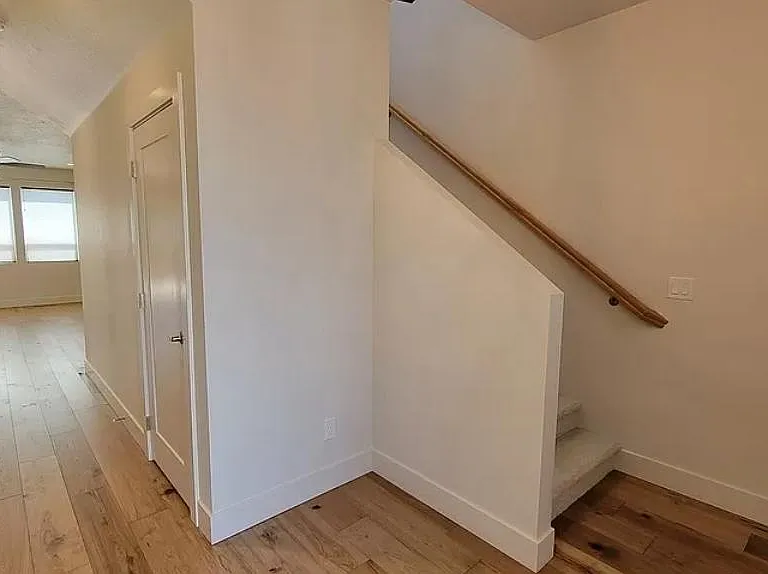 107 E Demming Ln — Photo 3