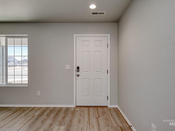2nd image of 306 Crystal Rock Ave