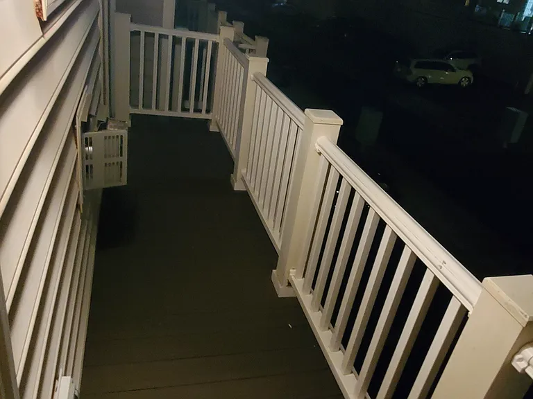 Deck with 2 door entrances