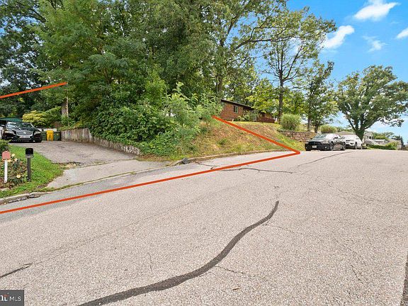 2nd image of LOT 623_624 Zeppelin Ave