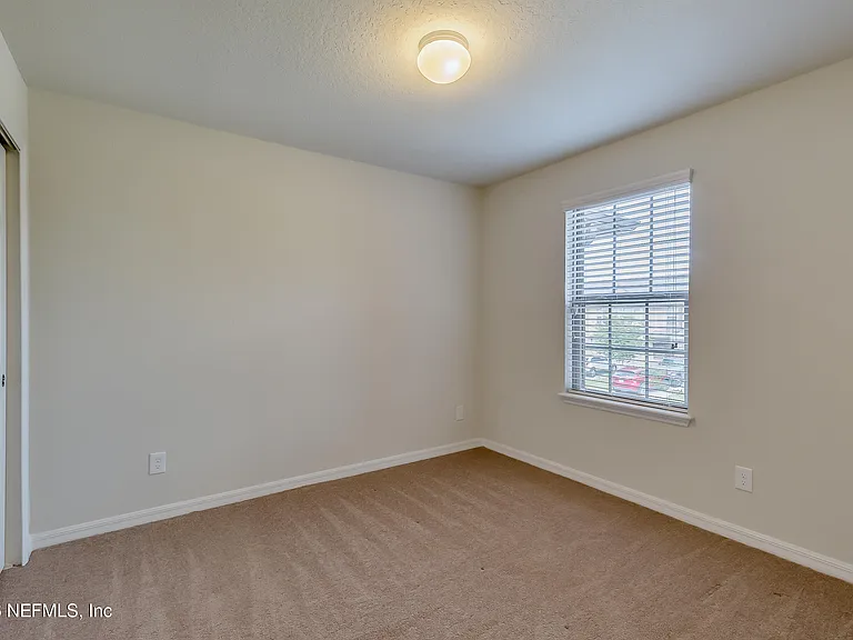 7021 Buroak Ct — Photo 12
