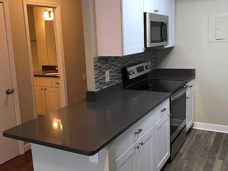 955 26th St NW #202 — Photo 11