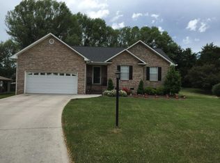 7411 Beavers Bend Ln, Corryton, TN 37721