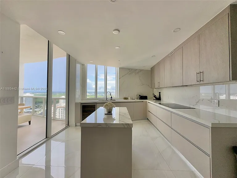 15901 Collins Ave #2406 — Photo 9