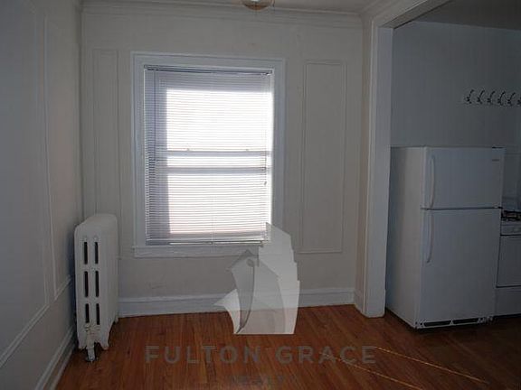 5th image of 1317 W Estes Ave #48