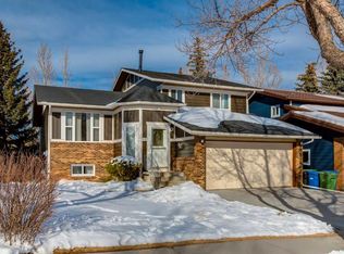 60 S Macewan Glen Dr NW, Calgary, AB T3K 2C5