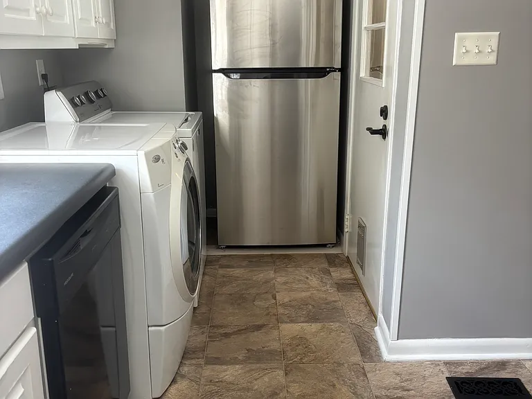 1405 Cumberland Dr — Photo 6