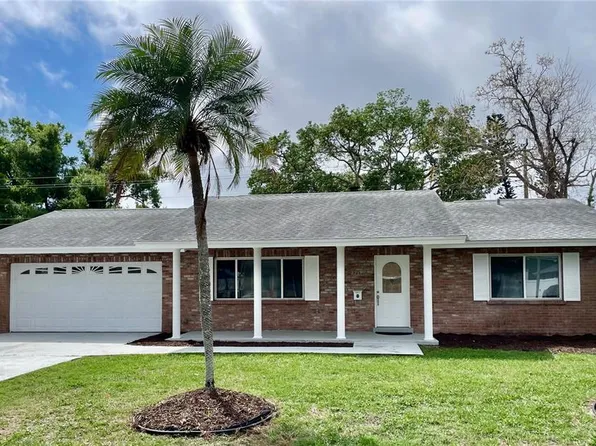 4215 18th Avenue Dr W, Bradenton, FL 34205