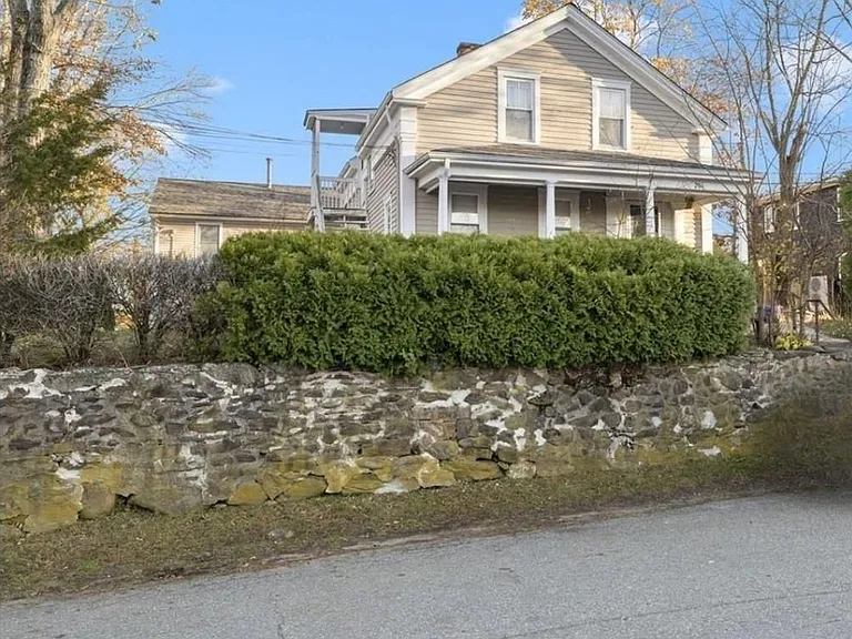 208 Marlborough St #4 — Photo 34