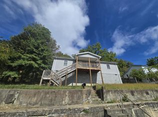 15 E Walnut St, Richwood, WV 26261