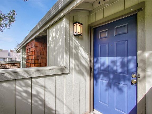 3rd image of 1912 La Terrace Cir