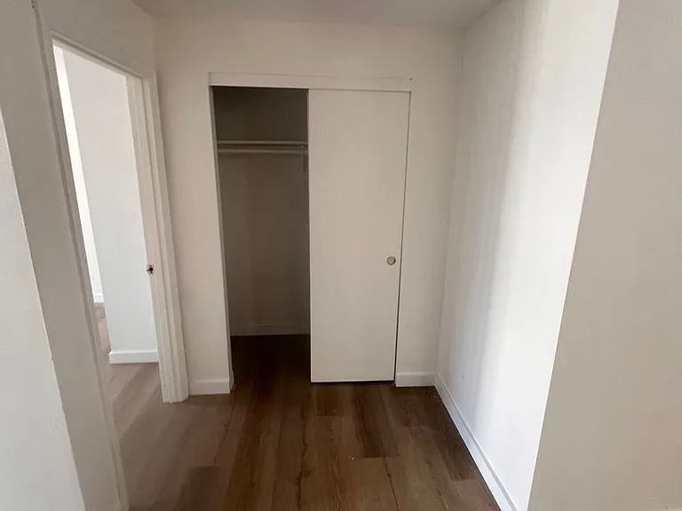 35 Andrew St #23 — Photo 9