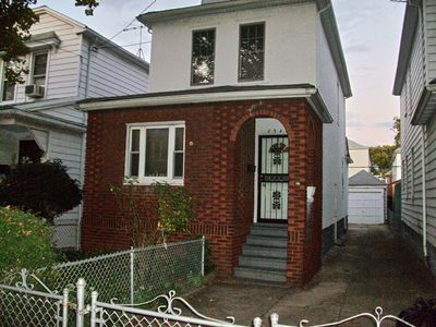 2541 E 23rd St, Brooklyn, NY, 11235