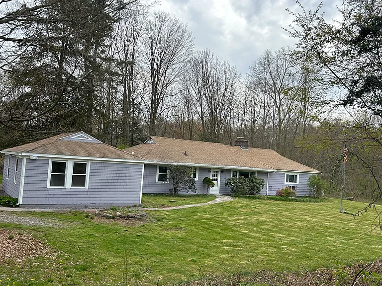 1751 S Main St — Photo 40