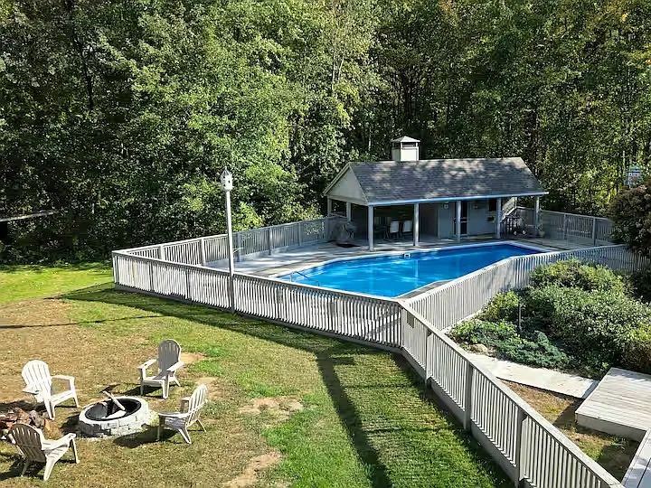 4 bed, 2.5 bath, 1800 sqft, $2,900 — Photo 4