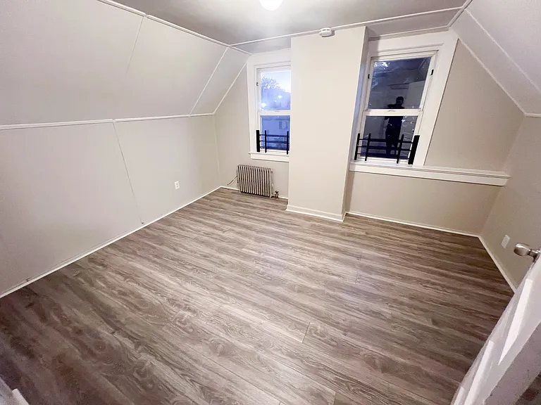 385 Stephens St #2 — Photo 11