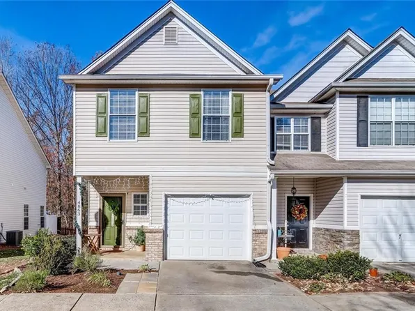4863 Beacon Ridge Ln, Flowery Branch, GA 30542