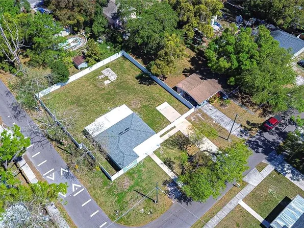 1702 E Frierson Ave, Tampa, FL 33610