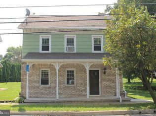 10 Hanover St, Spring Grove, PA 17362