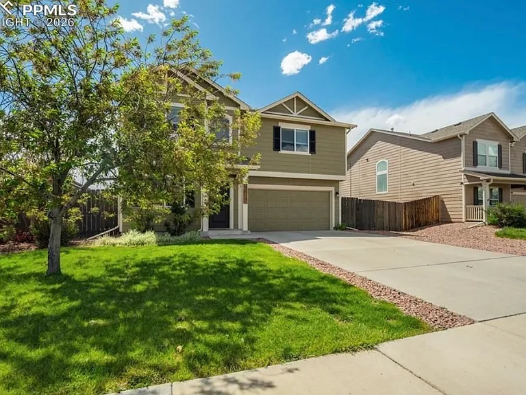 3812 Chia Dr — Photo 3