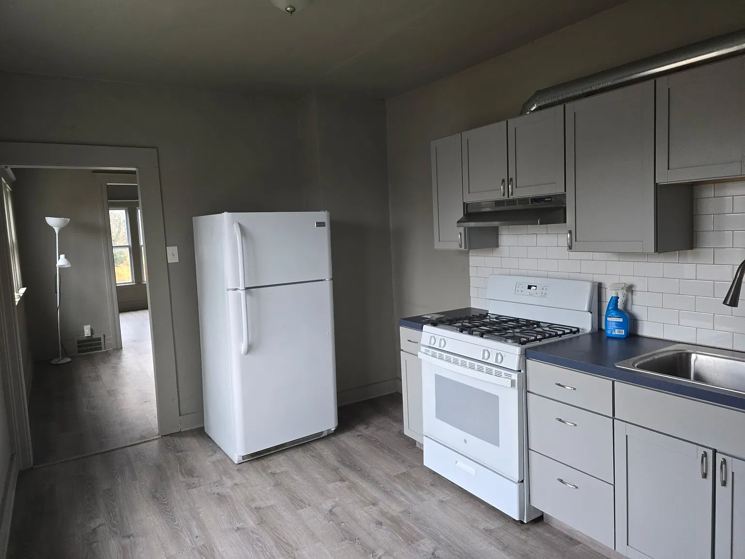 2242 Fischer Street - 1 — Photo 2