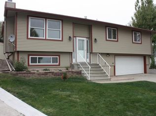 1404 3rd West Hill Dr, Great Falls, MT 59404