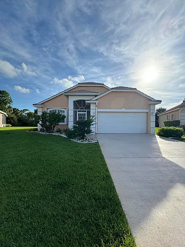 822 NW Sorrento Ln Photo 1 822 NW Sorrento Ln Photo 1