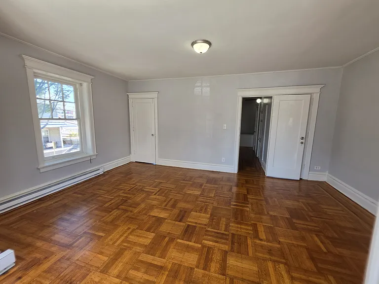 1451 W Turner St — Photo 6