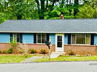57 Baker Pl, Asheville, NC 28806