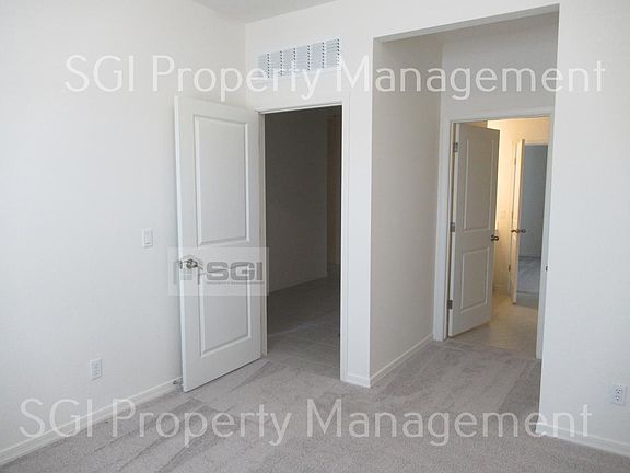 2nd image of 332 S Borromeo Trl