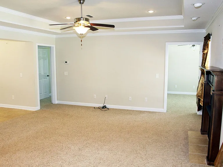 113 Stonehedge Dr — Photo 5