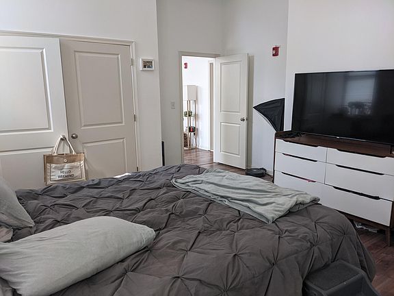 4th image of 333 Earp St APT 104