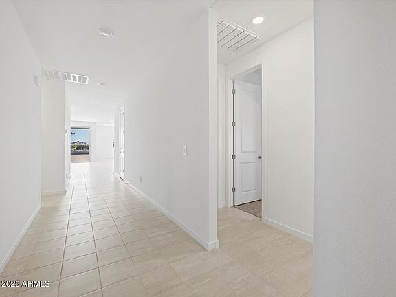 5th image of 16069 W PRICKLY PEAR Trail