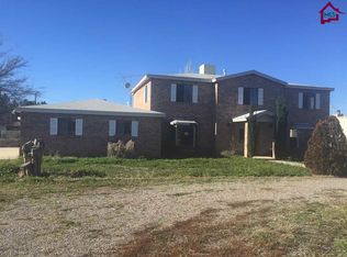 2405 Janet Ann Ln, Las Cruces, NM 88007
