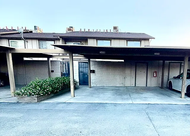 2608 Nevada Ln — Photo 13