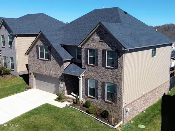 8735 Yellow Aster Rd, Knoxville, TN 37931