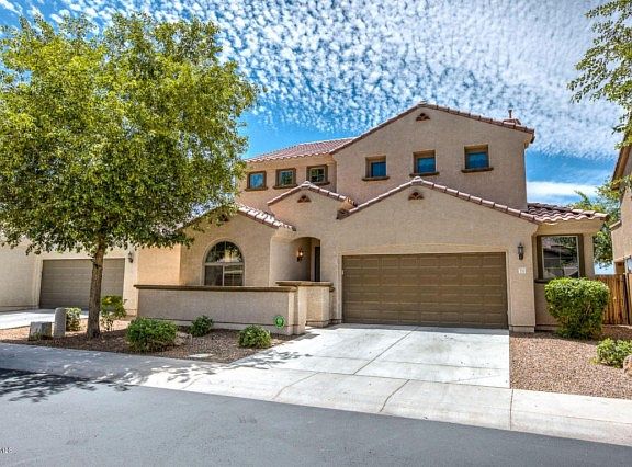 2nd image of 73 W Aster Dr