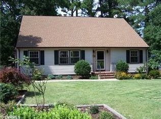 230 Spring Dr, Colonial Heights, VA 23834